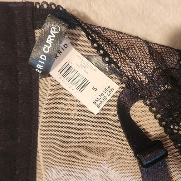 NWT Torrid Sz 5 Black Dot Lace Bralette Sexy Bra - Picture 3 of 4